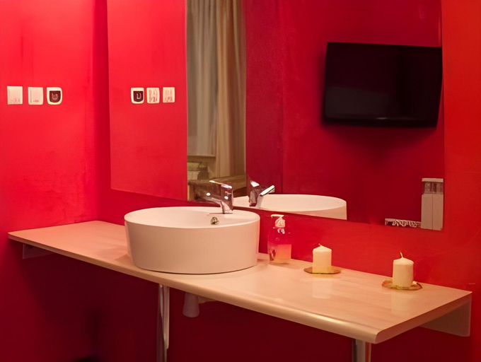 Bathroom 3, Rj Hotel, Pabianice