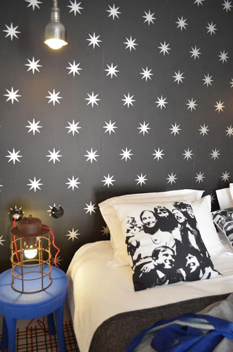 Bedroom 2, Hotel Les Pilotes, Somme