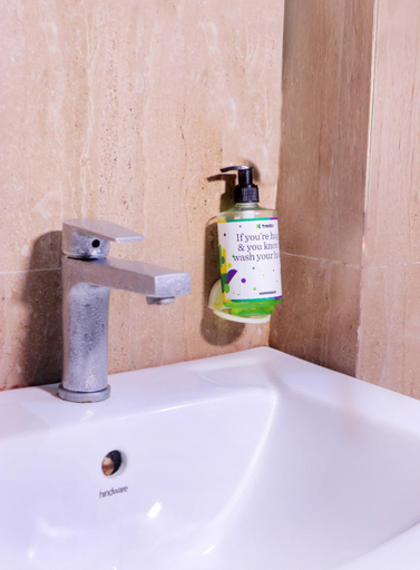 Bathroom 4, Hotel Panache near Shri Krishna Janmabhoomi Temple, Mathura