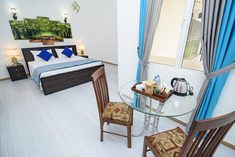 Bedroom 2, Royal Blu, Udapalatha