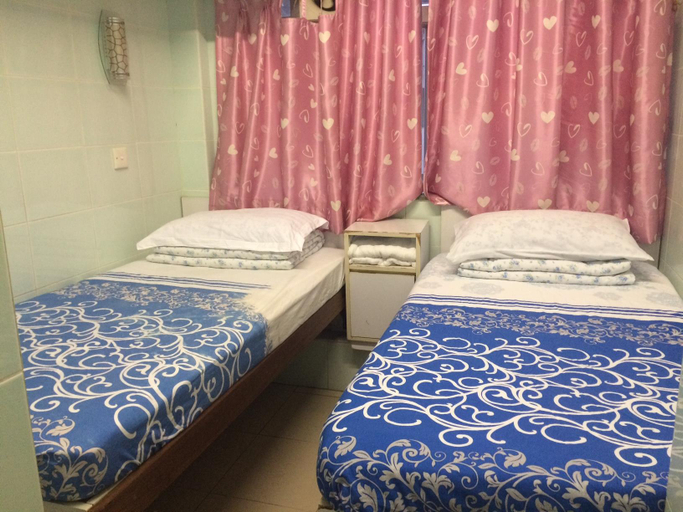 Bedroom 2, Wellyet Guest House, Kowloon