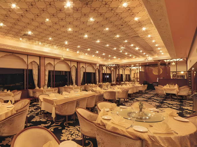 Food & Drinks 5, Clarks Shiraz, Agra, Agra