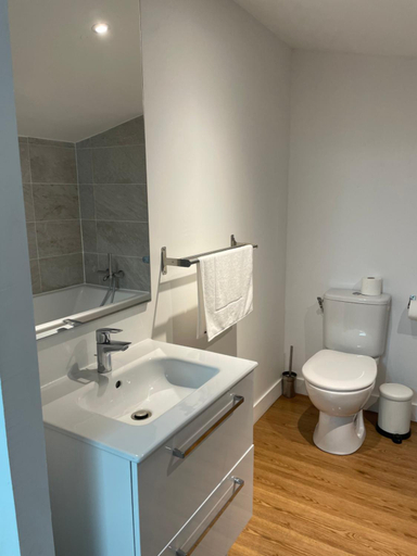 Bathroom 2, Hebergement Ornano Bordeaux, Gironde