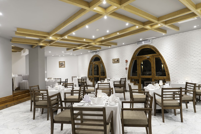 Food & Drinks 5, Safir Dahab Hotel (Ex- Hilton Dahab), Sant Katrin