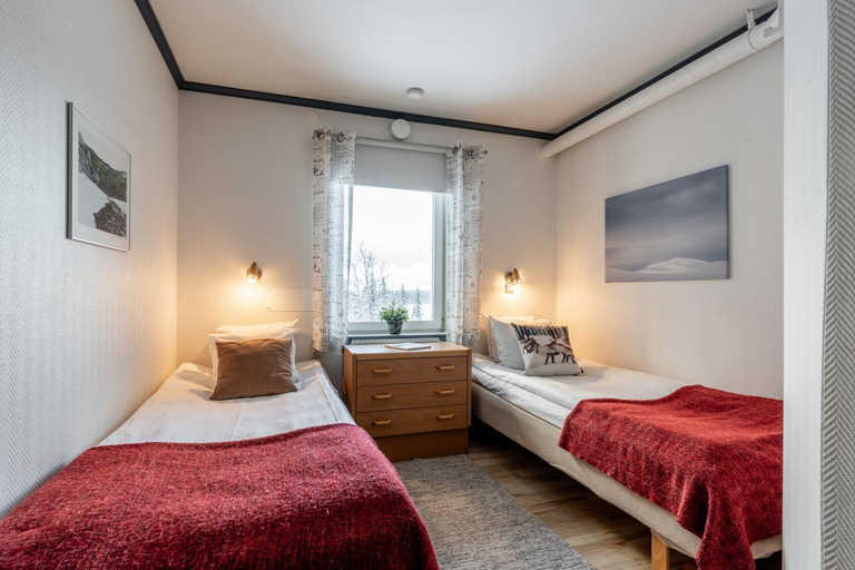 Bedroom 2, Lovasgardens Fjallhotell, Älvdalen