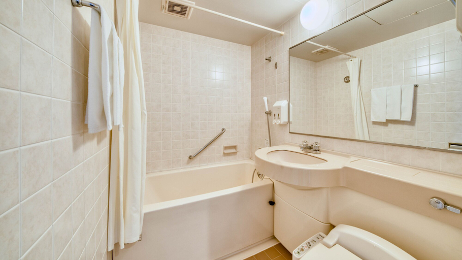 Bathroom 5, Hotel Sun Valley Annex, Beppu
