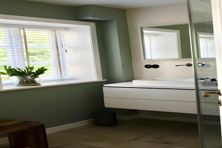 Bathroom 3, Nieblum Apartments, Nordfriesland
