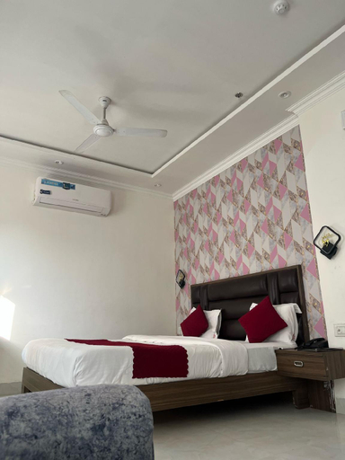 Bedroom 3, Hotel Ashok Palace Near Taj Mahal  Agra, Agra