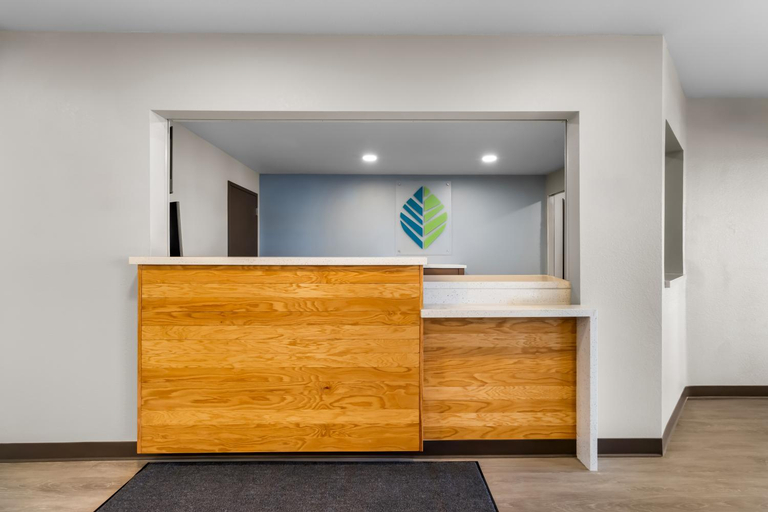 Public Area 2, Woodspring Suites Palmdale - Lancaster, Los Angeles