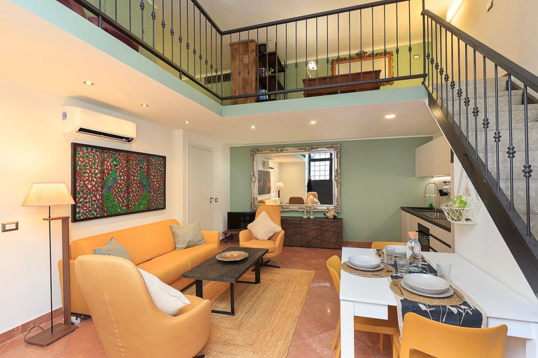 Others 4, [Fantastic Loft] Bocconi & Navigli, Milano