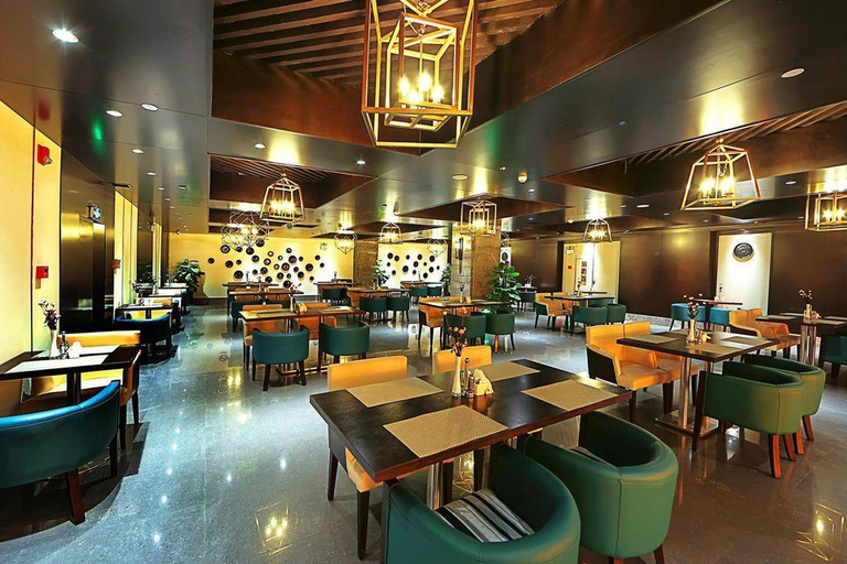 Food & Drinks