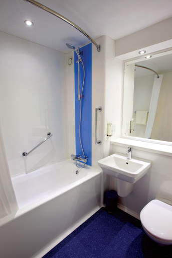 Bathroom 4, Travelodge Kendal, Cumbria