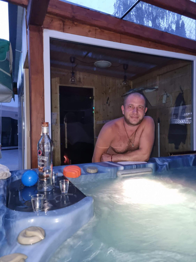 Hot tub 4, Chata Kika - ubytovanie na sukromi, Levice