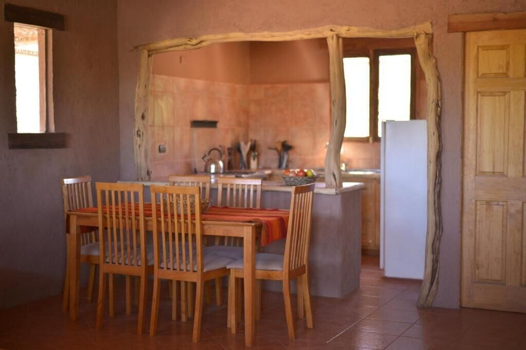 Living area 2, HOSTAL VALLE DE LA LUNA, Antofagasta