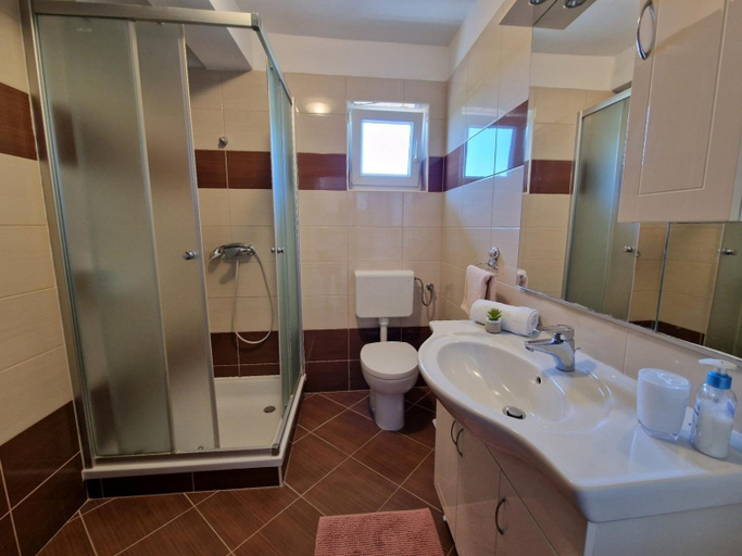 Bathroom 3, Apartments with parking space Barbat, Rab - 22167, Lopar/Supetarska Draga