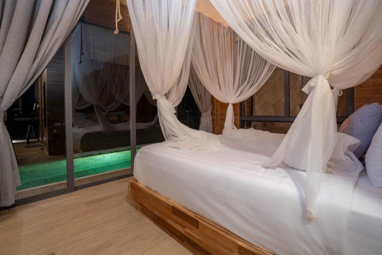 Bedroom, Three Monkeys Villas, Phuket Island