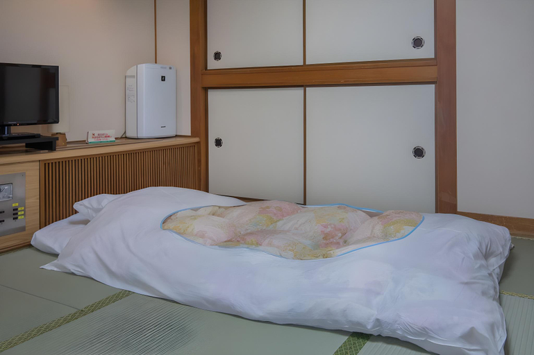 Bedroom 3, Kaneyoshi Ryokan Hotel, Osaka