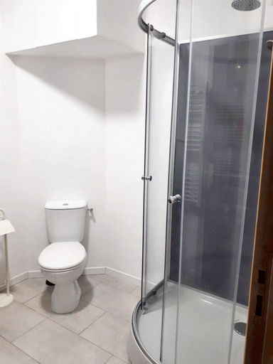 Bathroom 2, Charmante Maison a Fecamp pour des Vacances Inoubliables, Seine-Maritime