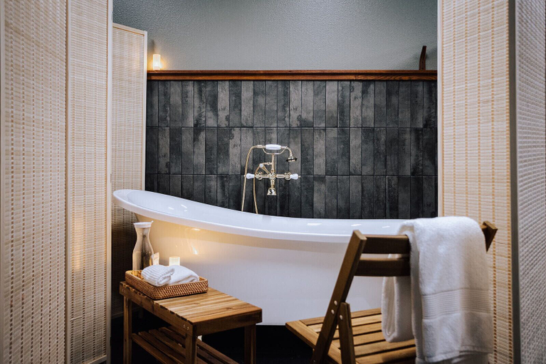 Bathroom 5, Bonneville Hot Springs Resort & Spa, Skamania