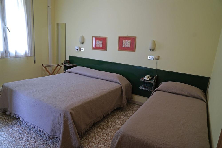 Bedroom 5, HOTEL VILLA ROSA, Forli' - Cesena