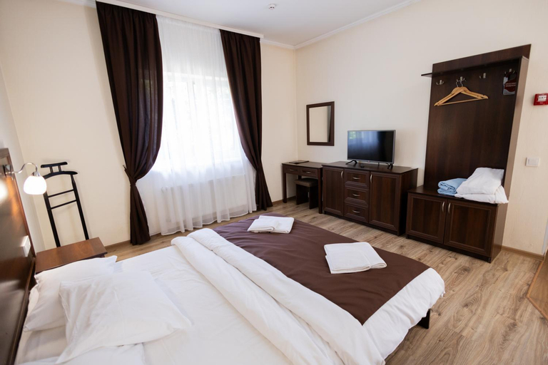 Bedroom 3, Fantasia Hotel, Svaliavs'kyi