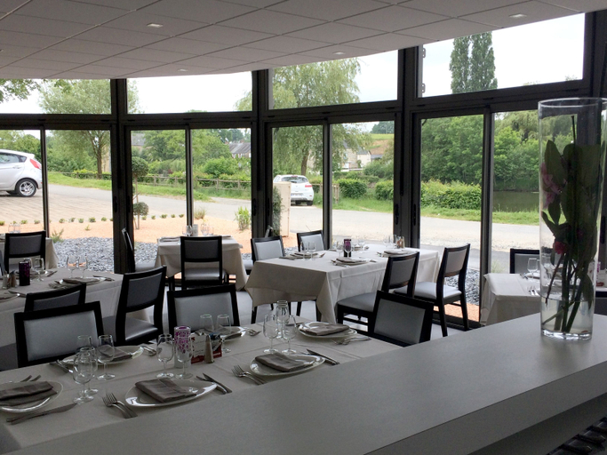 Food & Drinks 3, Logis Hotel Beau Rivage, Mayenne
