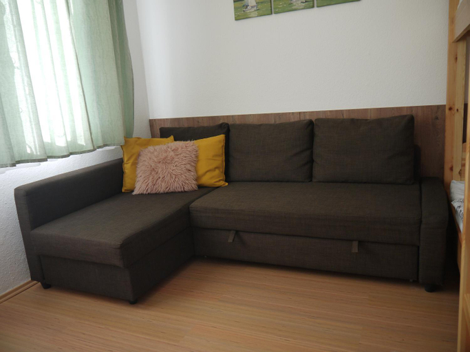 Others 5, Vizparti SAS Apartman Siofok, Siófok