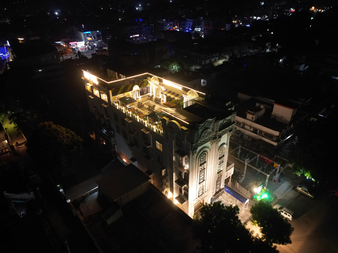 Others 4, Hotel pleasant view, Rae Bareli
