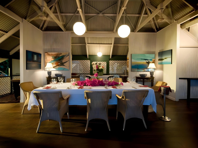 Food & Drinks 5, McAlpine House Hotel, Broome