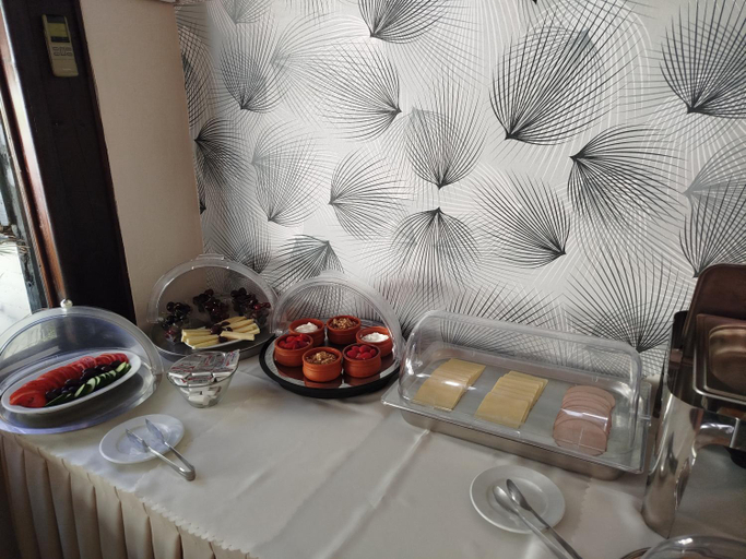 Food & Drinks 5, Hotel Pavlos - Studios, Peloponnese