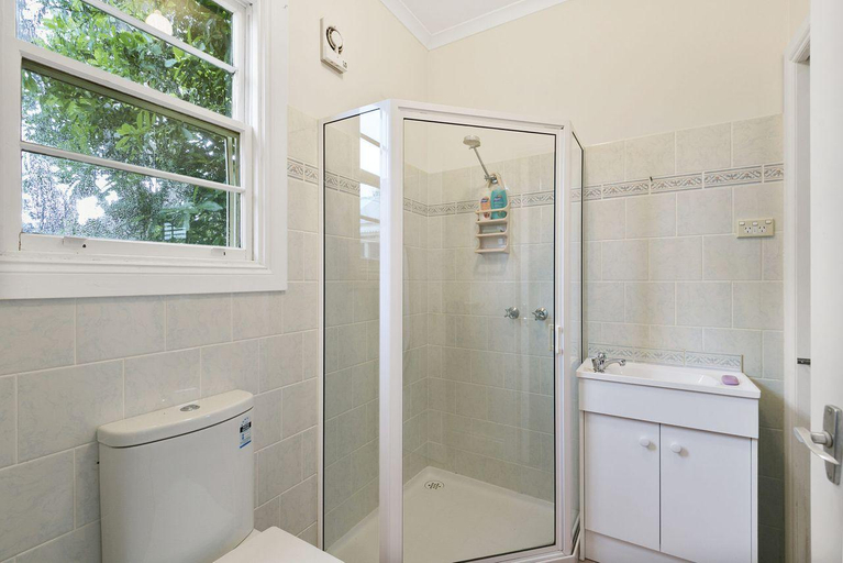 Bathroom 3, Rivernook, Surf Coast - West