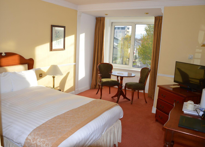 Bedroom 4, Brandon Hotel Conference & Leisure Centre