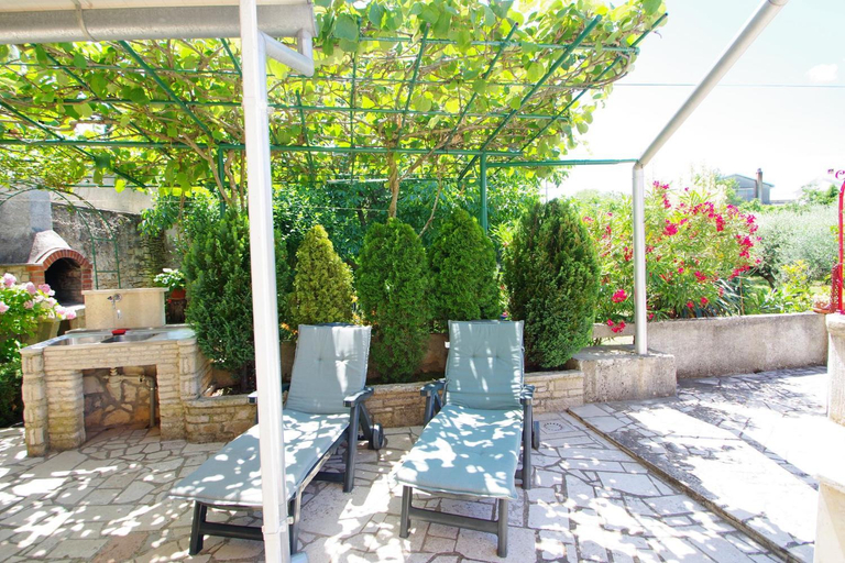 Others 5, Country House in Rakalj with Scenic Sea Views, Marčana
