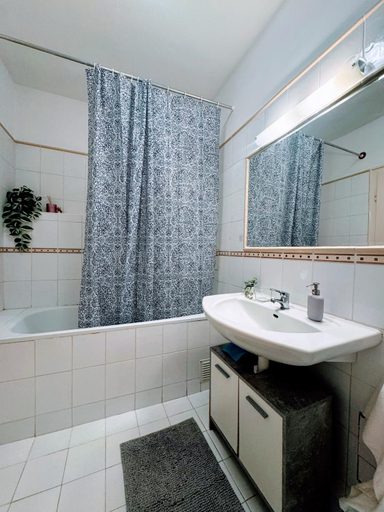 Others 4, Room in city center, Bratislava I