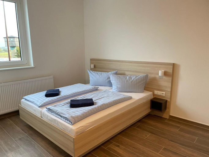 Bedroom 2, Lokschuppen Pasewalk- Gastehauser mit DZ, EZ und Kuche, Vorpommern-Greifswald