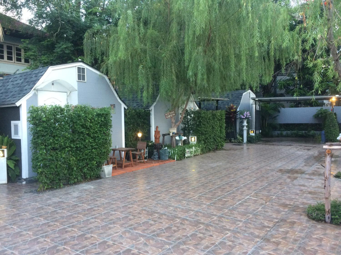 Entrance 1, Kurina Hotel, Bang Na