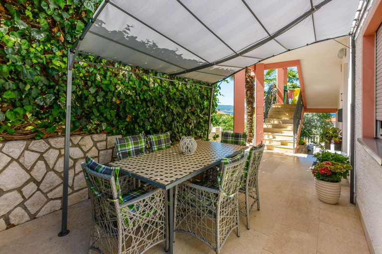 Food & Drinks, Apartmani Visnja, Crikvenica