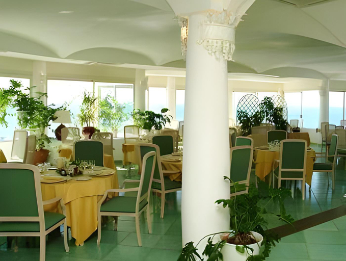 Food & Drinks 5, Hotel Punta Rossa, Latina