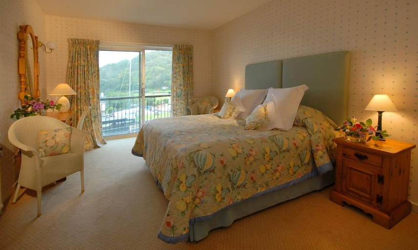 Bedroom 2, Crinan Hotel, Argyll and Bute