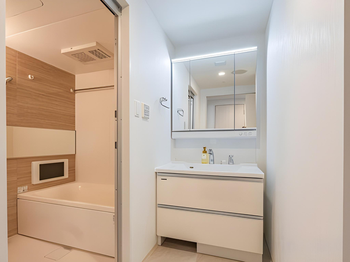 Bathroom 4, Apartment Hotel 11 Namba, Osaka