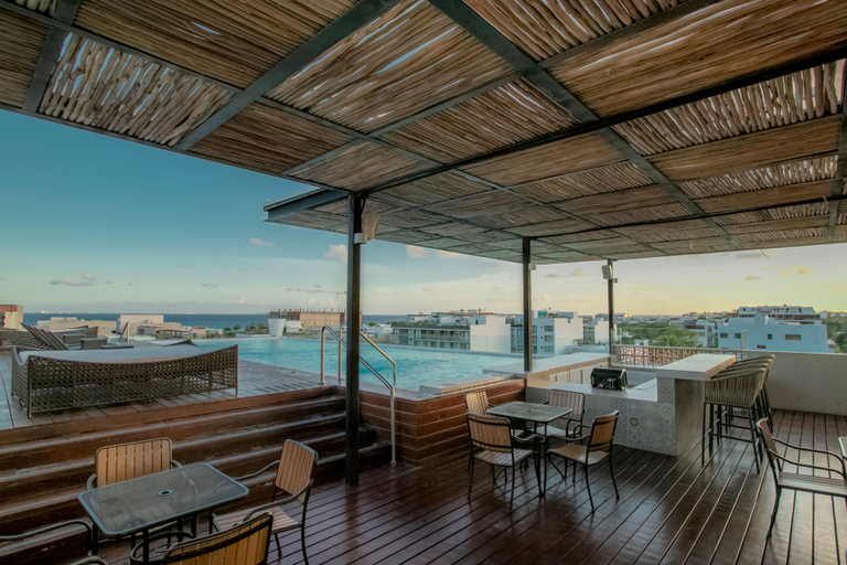 Food & Drinks 5, Macondo Quinta Avenida Residences, Cozumel