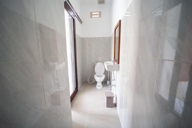 Bathroom 3, Jangga Nusa Villa, Klungkung