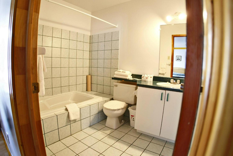 Bathroom 5, Georges, La Haute-Côte-Nord