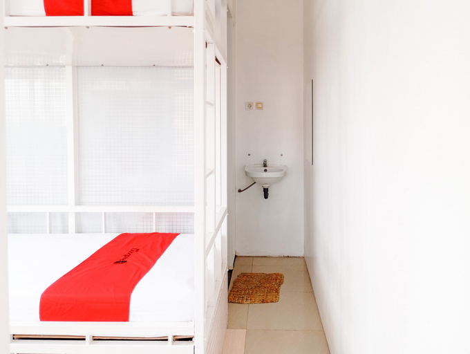 Bedroom 3, RedDoorz Hostel @ Luna Bunkbed Malioboro, Bantul