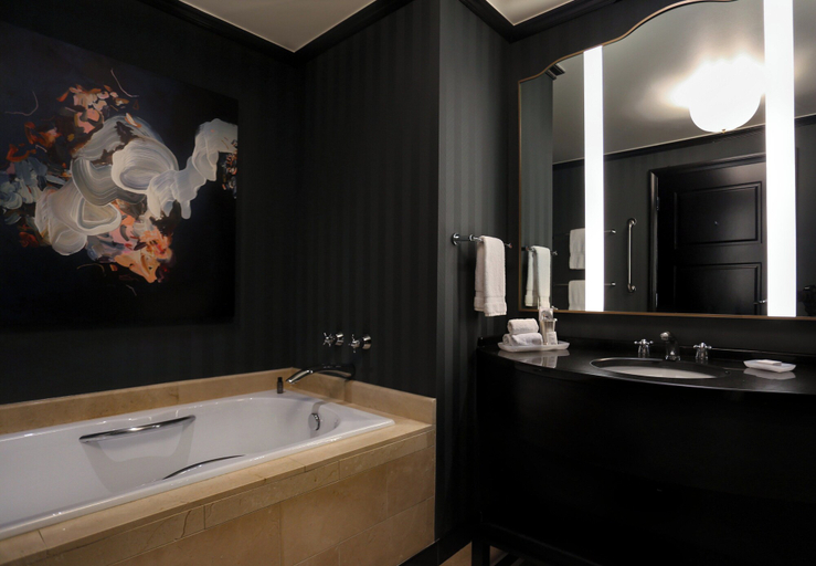 Bathroom 5, InterContinental Hotels BUCKHEAD ATLANTA by IHG, Atlanta