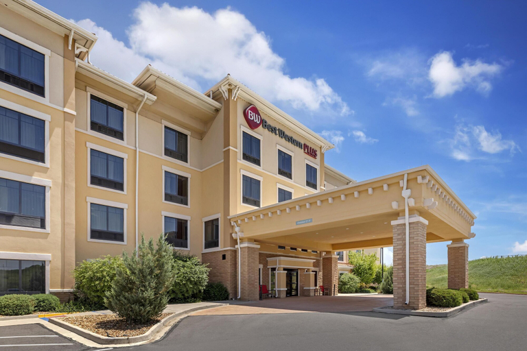 Exterior & Views 2, Best Western Plus Hudson Hotel & Suites, Weld