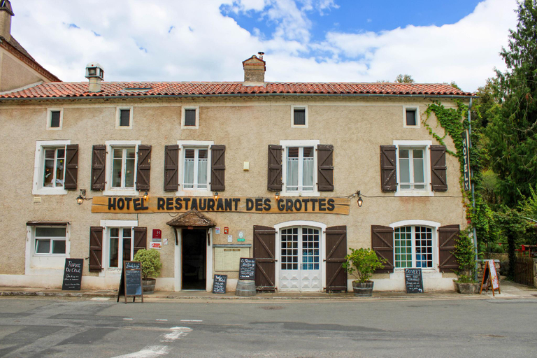 Exterior & Views 2, Hôtel des Grottes, Lot
