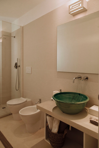 Bathroom 5, Secolario Masseria Del Viverbene, Lecce