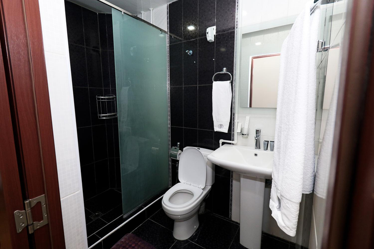 Bathroom 4, Hotel Tigran Mets Yerevan, Yerevan