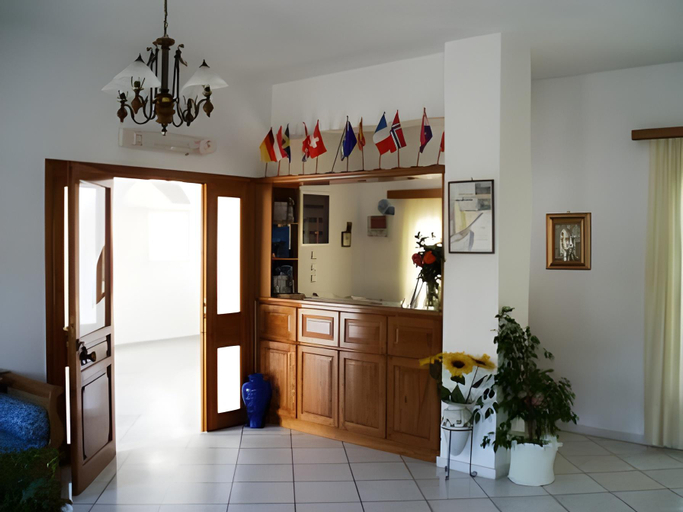 Others 5, Hotel Ilion, South Aegean